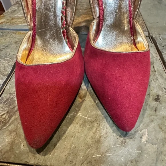 Aldo Red Embroidered Heels - Picture 8 of 9